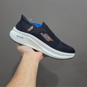 Men's running shoes